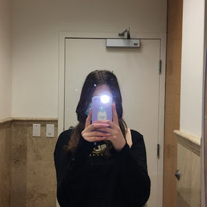 Meet your Posher, Elyse